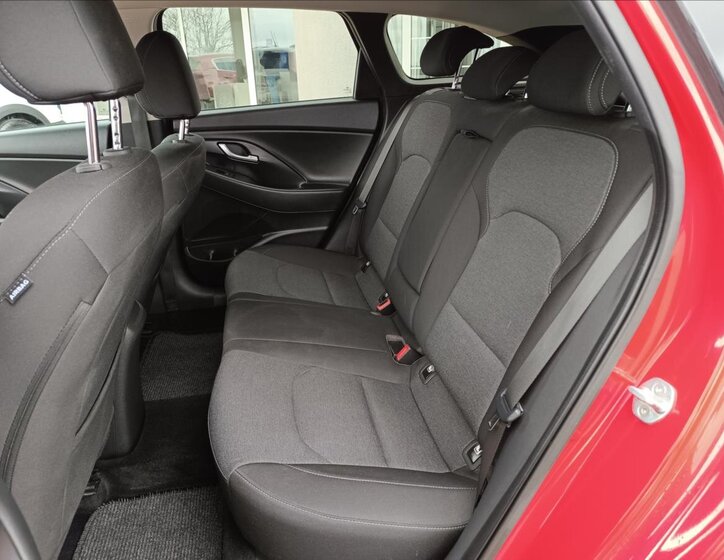 Hyundai i30 Kombi 998,0 88 kw