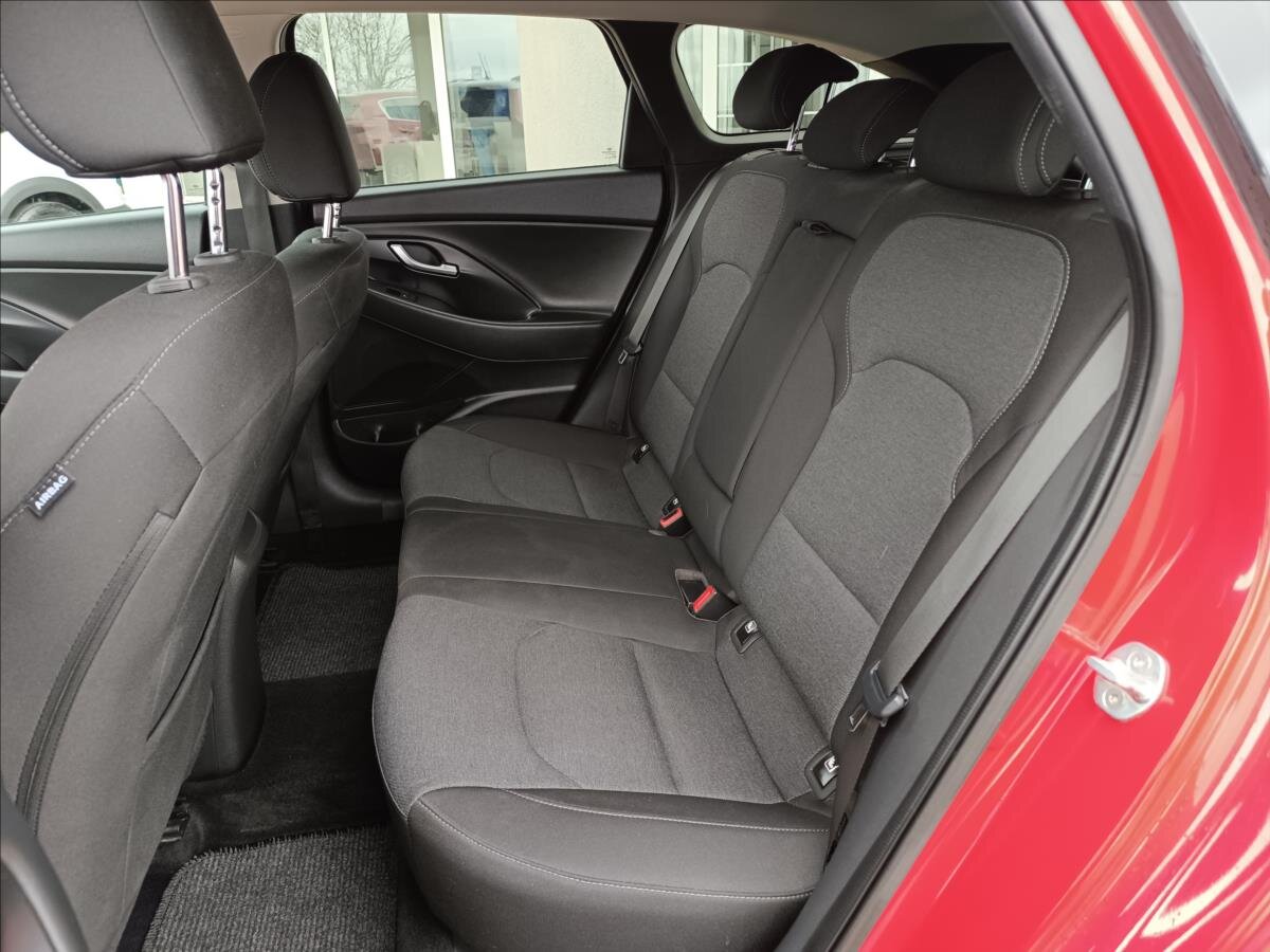 Hyundai i30 Kombi 998,0 88 kw