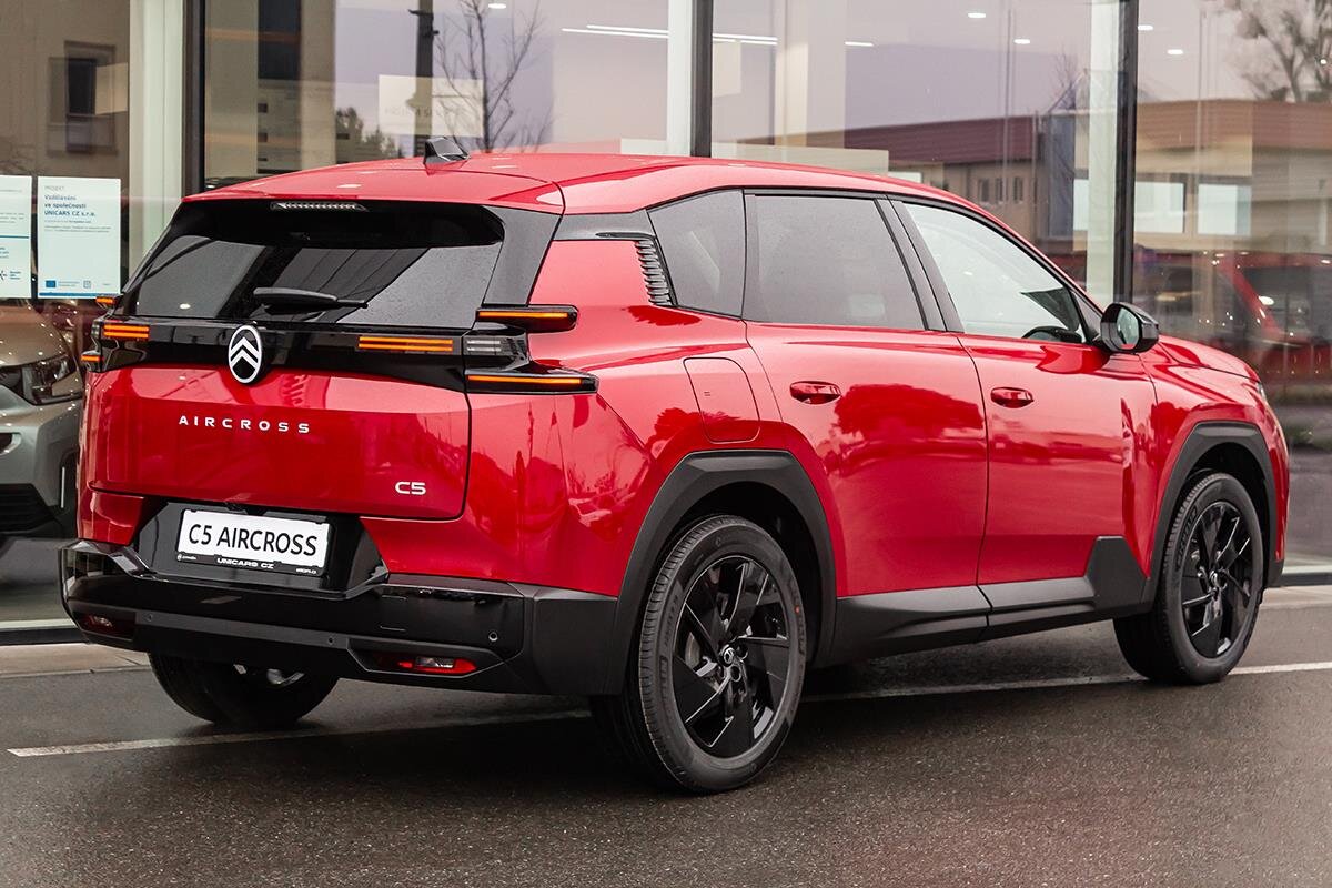 Citroën C5 Aircross SUV / Terénní 1,2 l 107 kw