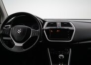 Suzuki SX4 S-Cross 9