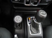 Jeep Wrangler SUV / Terénní 2,1 l 147 kw