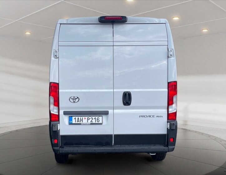 Toyota Ostatní Skříň 2,2 l 88 kw