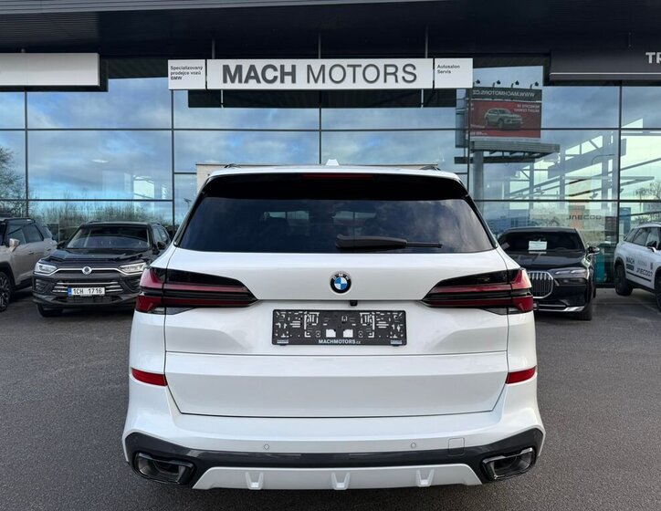 BMW X5 SUV / Terénní 3,0 l 250 kw