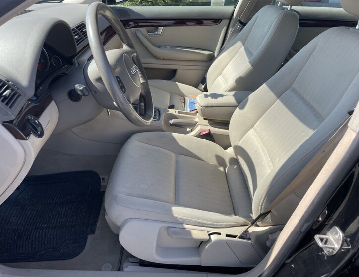 Audi A4 Sedan / Limuzína 1,8 l 110 kw