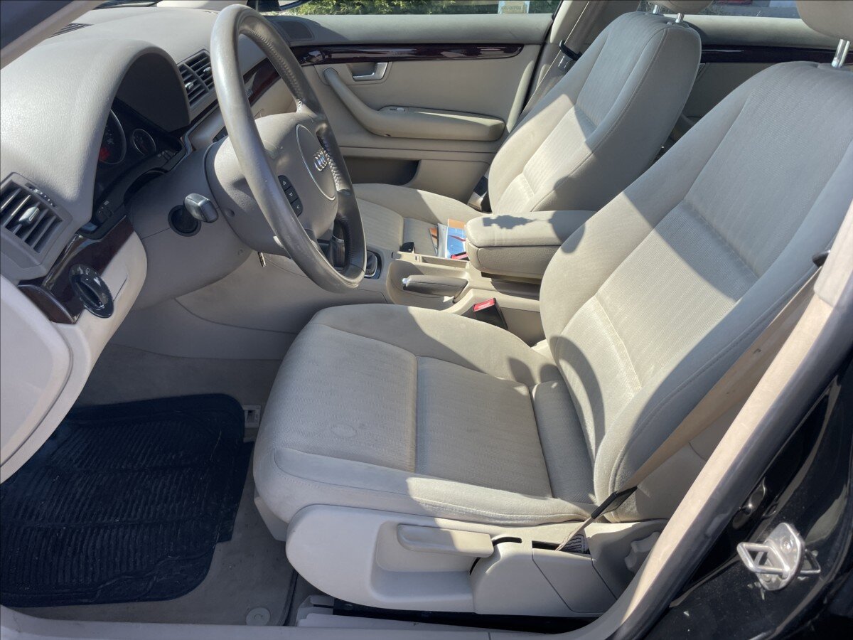 Audi A4 Sedan / Limuzína 1,8 l 110 kw