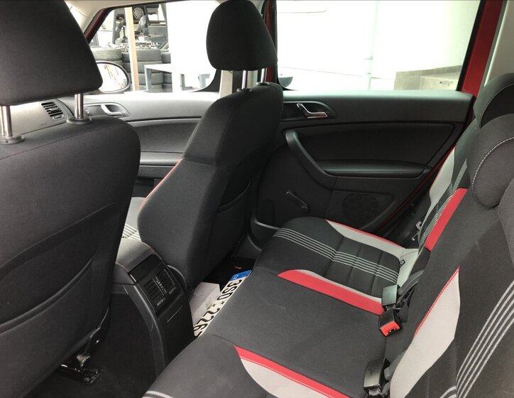 Škoda Yeti SUV / Terénní 1,4 l 90 kw