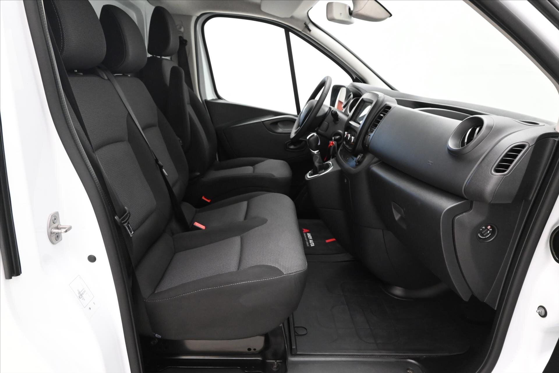 Renault Trafic Skříň 2,0 l 107 kw