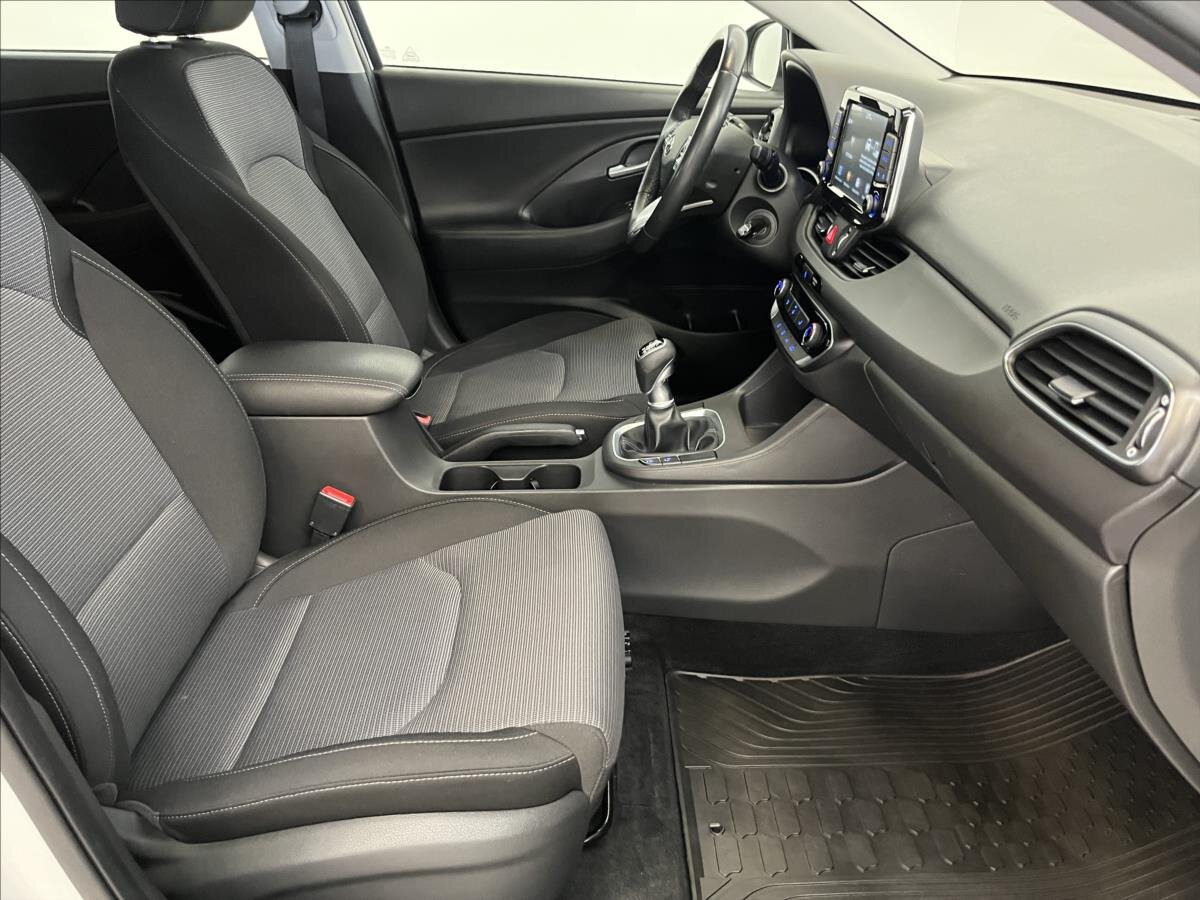 Hyundai i30 Kombi 998,0 88 kw