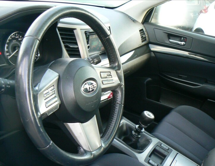 Subaru Legacy Kombi 2,0 l 110 kw