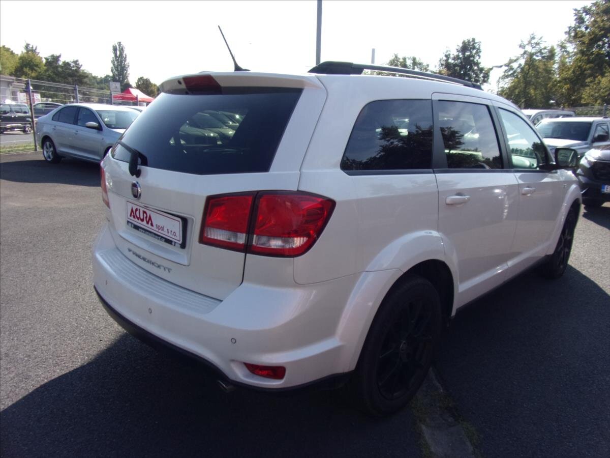 Fiat Freemont SUV / Terénní 2,0 l 125 kw