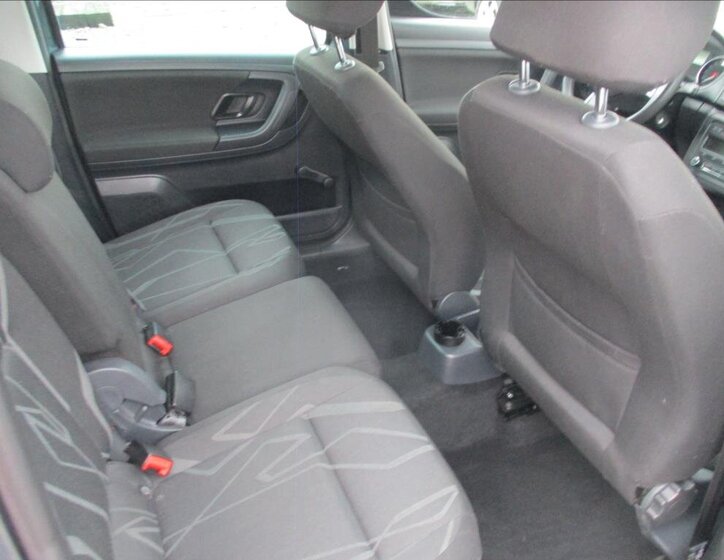 Škoda Roomster Kombi 1,2 l 63 kw