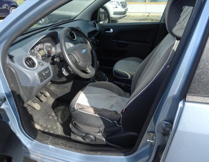 Ford Fiesta Hatchback 1,3 l 51 kw