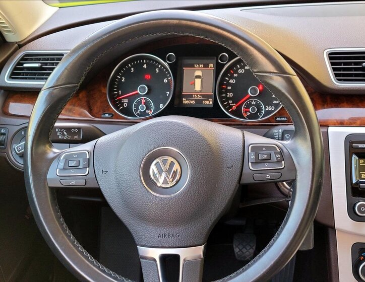 Volkswagen Passat Kombi 1,4 l 90 kw