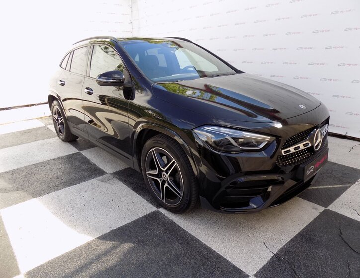 Mercedes-Benz GLA SUV / Terénní 2,0 l 110 kw
