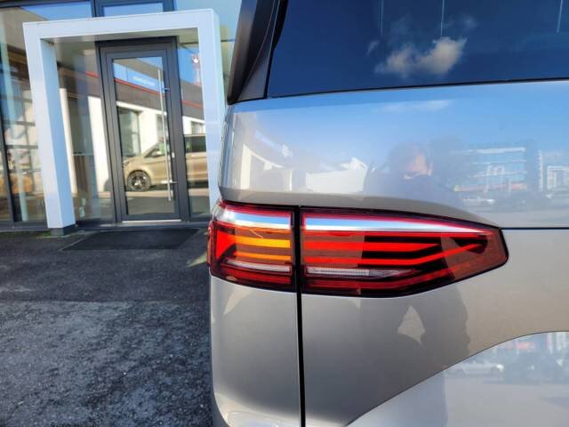 Volkswagen Multivan MPV 2,0 l 110 kw