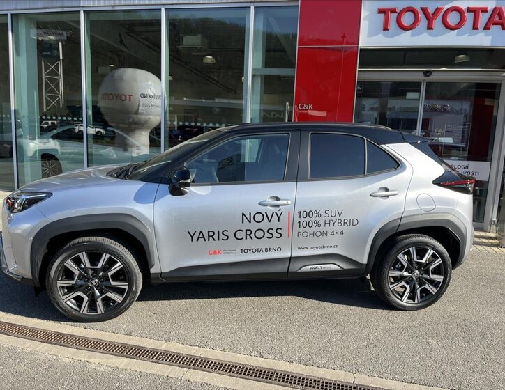 Toyota Yaris Cross 3