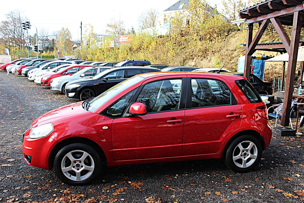 Suzuki SX4