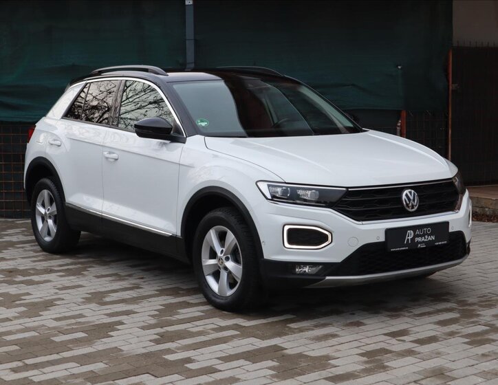 Volkswagen T-Roc CUV 1,5 l 110 kw