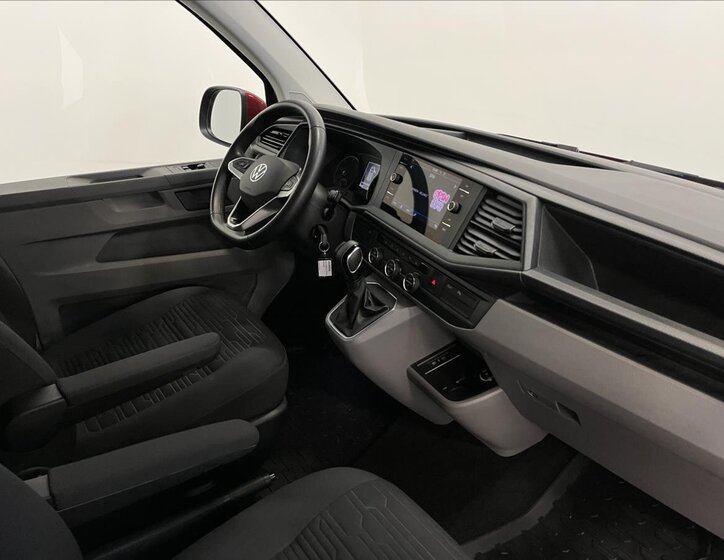 Volkswagen Caravelle Kombi 2,0 l 110 kw