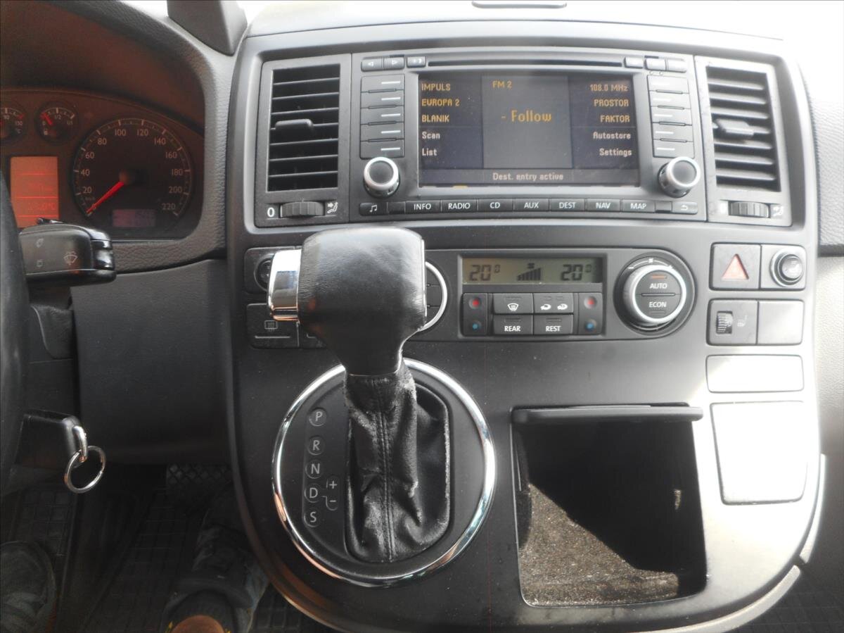 Volkswagen Multivan Kombi 2,5 l 128 kw