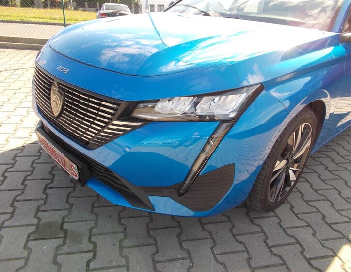 Peugeot 308 Hatchback 1,5 l 96 kw