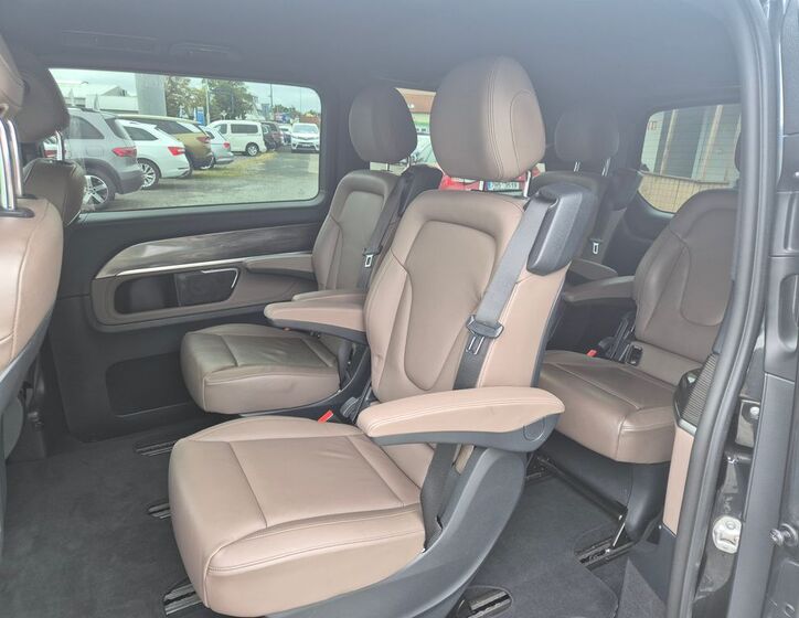 Mercedes-Benz Třídy V 12