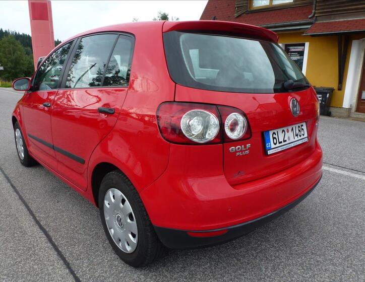 Volkswagen Golf Plus 10