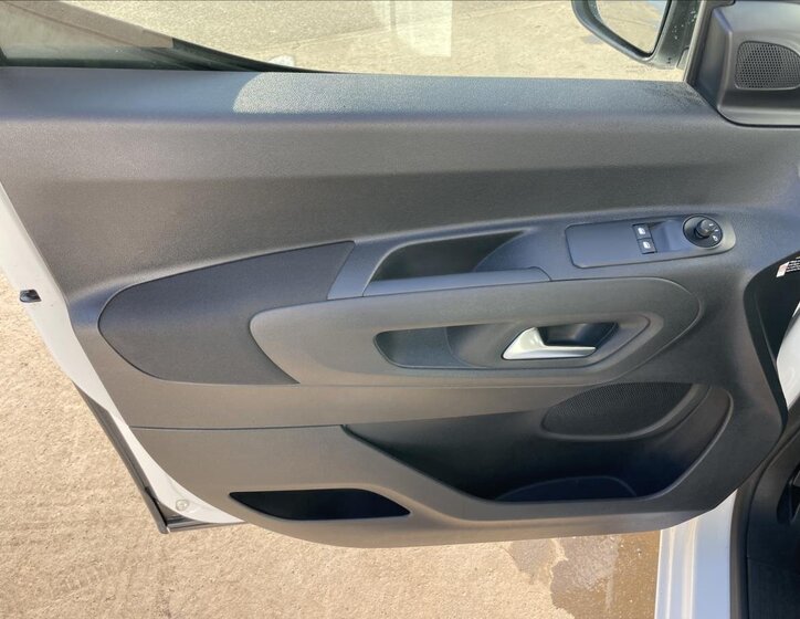 Opel Combo MPV 1,2 l 81 kw