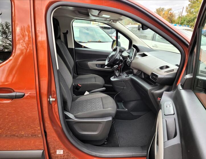 Peugeot Rifter 12