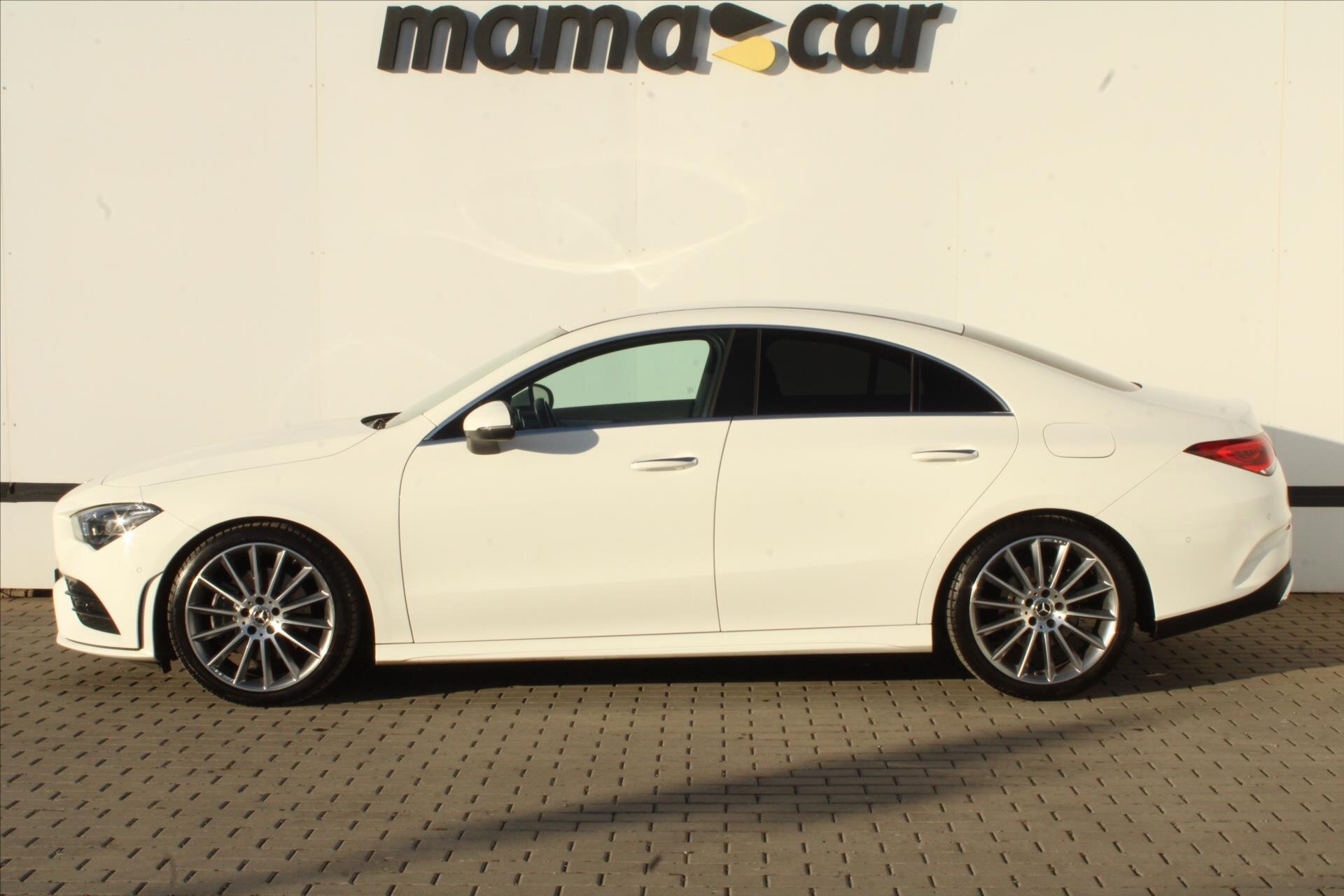 Mercedes-Benz CLA Sedan 2,0 l 140 kw