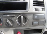 Volkswagen Transporter Skříň 2,0 l 84 kw