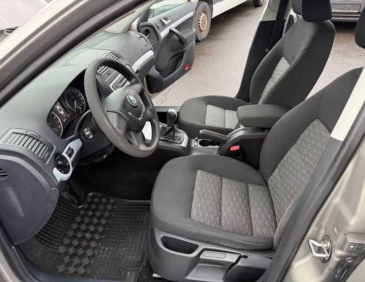 Škoda Octavia Kombi 2,0 l 103 kw