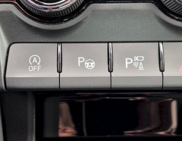 Škoda Karoq SUV / Terénní 1,5 l 110 kw