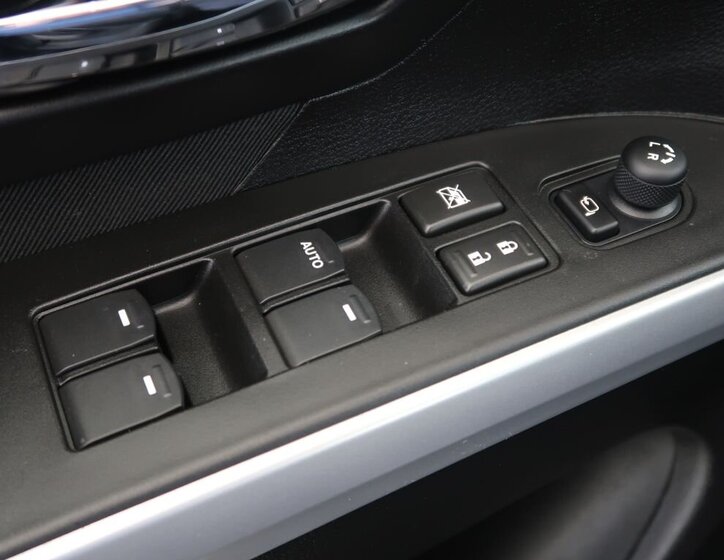 Suzuki SX4 SUV 998,0 82 kw