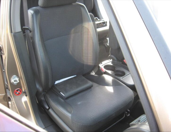 Honda CR-V Kombi 2,0 l 110 kw