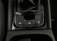 Škoda Karoq SUV 1,5 l 110 kw