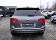 Volkswagen Touareg 5