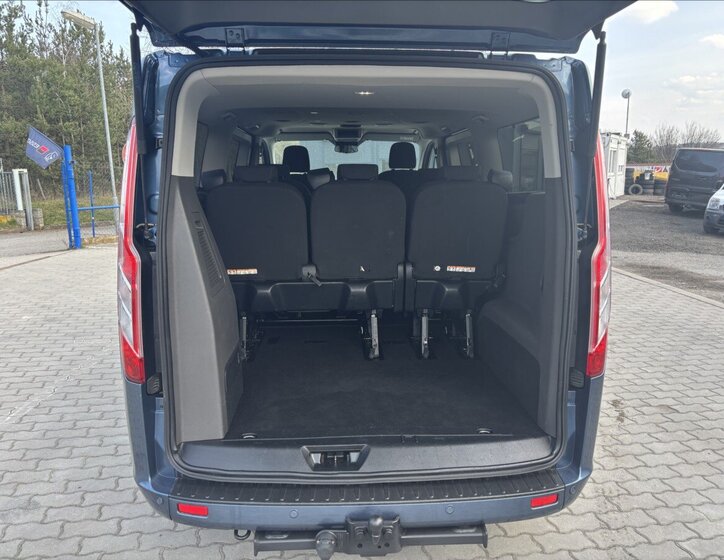 Ford Tourneo Custom Kombi 2,0 l 136 kw