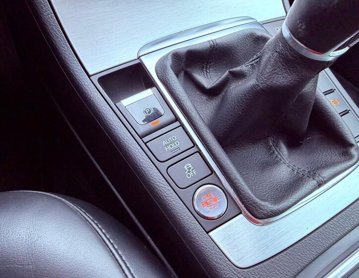 Volkswagen Passat Sedan / Limuzína 2,0 l 130 kw