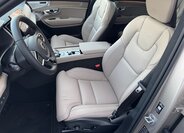 Volvo XC90 SUV / Terénní 2,0 l 335 kw