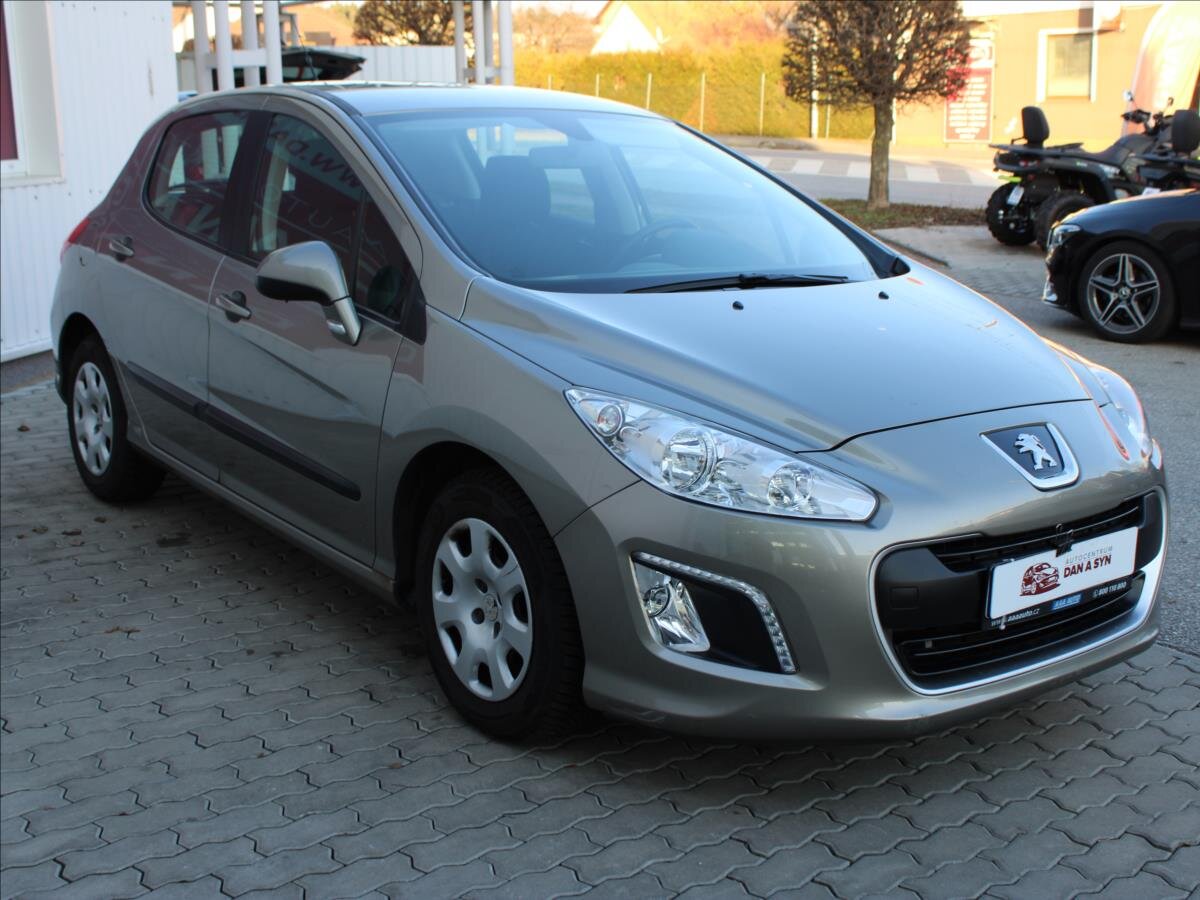 Peugeot 308 Hatchback 1,4 l 72 kw