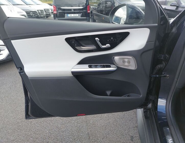 Mercedes-Benz GLC SUV / Terénní 2,0 l 145 kw