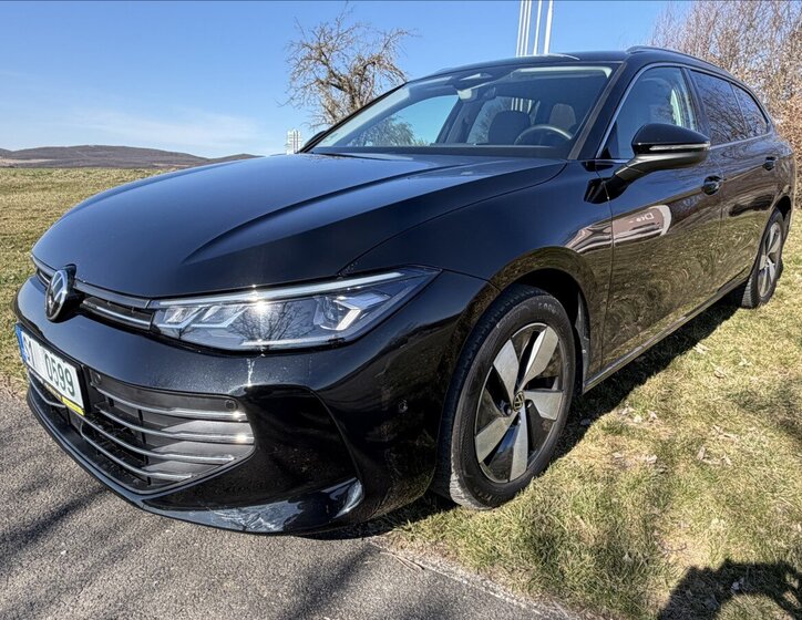 Volkswagen Passat Kombi 1,5 l 110 kw