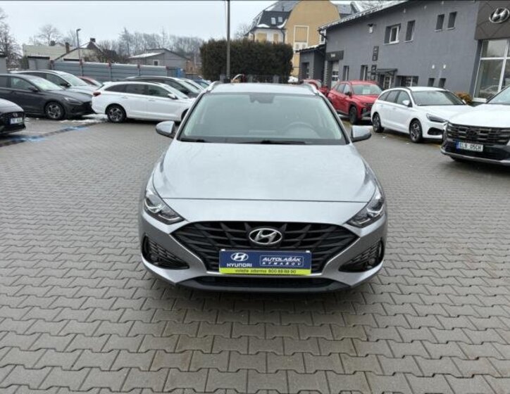 Hyundai i30 Kombi 998,0 88 kw