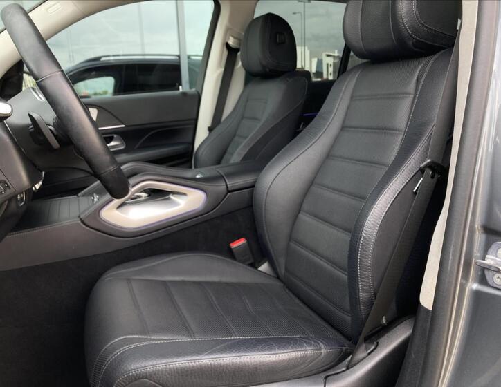 Mercedes-Benz GLE 10