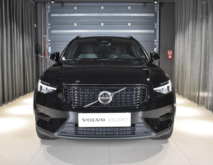 Volvo XC40 6