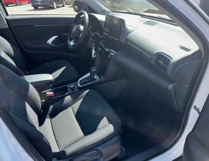 Toyota Yaris Cross SUV / Terénní 1,5 l 68 kw