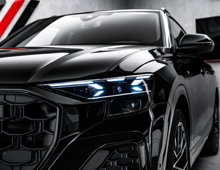 Audi Q8 SUV / Terénní 3,0 l 210 kw