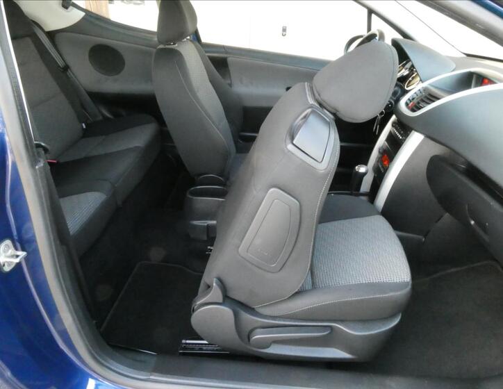 Peugeot 207 21