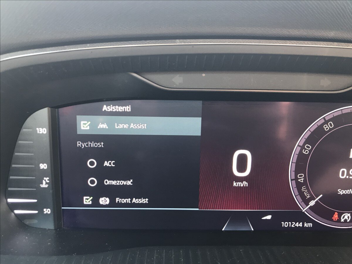 Škoda Octavia Sedan / Limuzína 1,5 l 110 kw